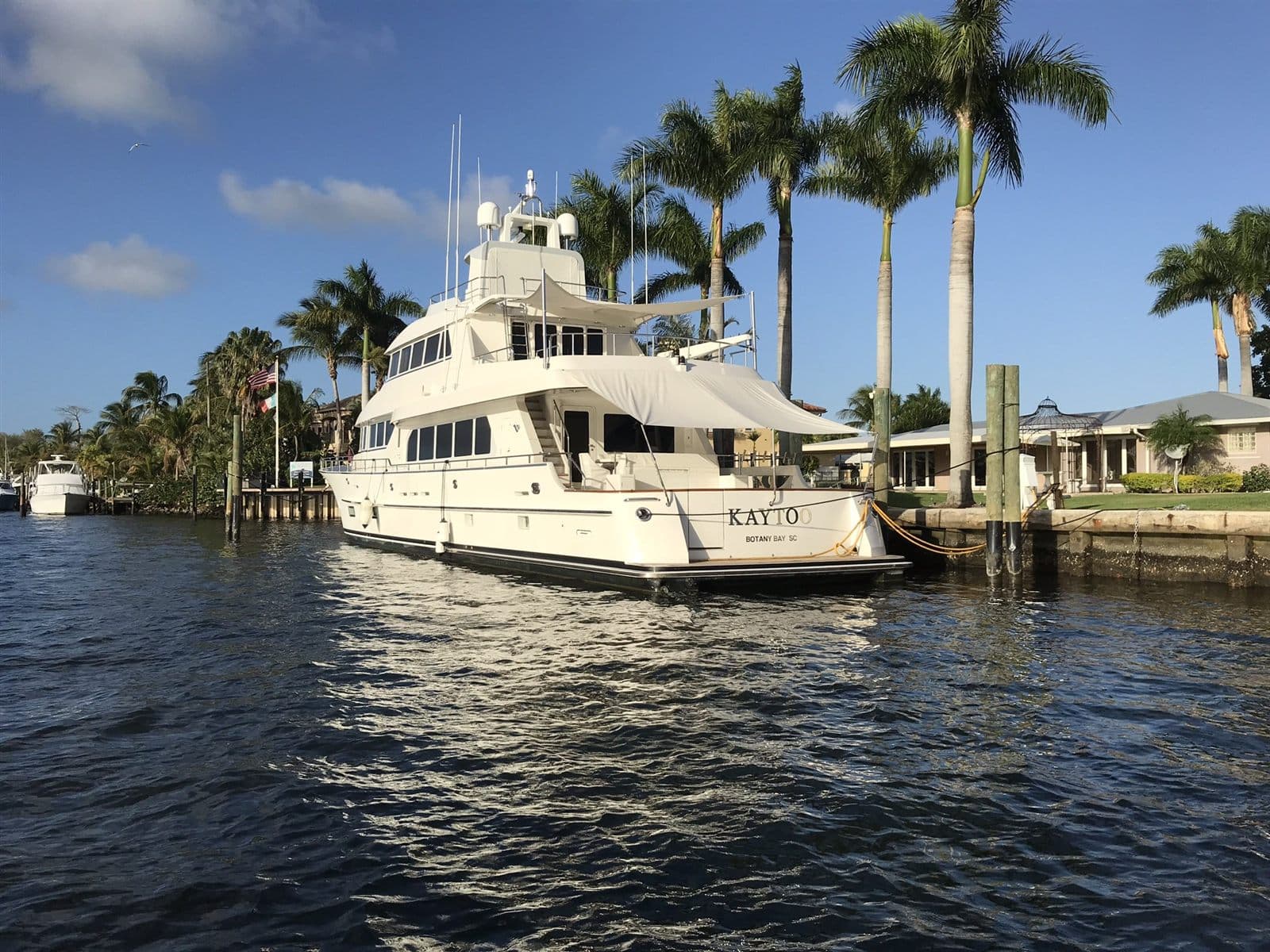 Boating & Marina Life Near West Palm Beach Condos