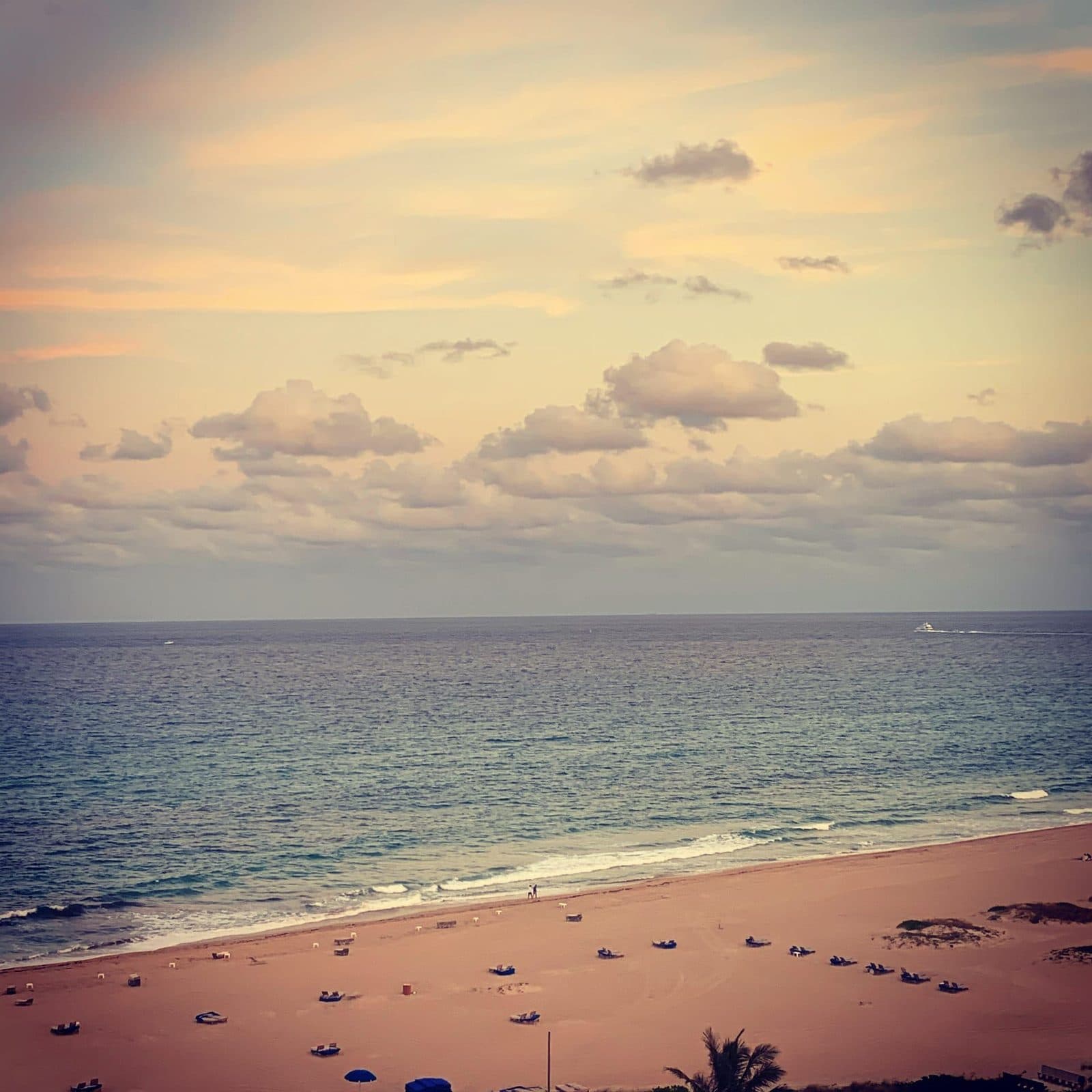 Beaches Near West Palm Beach: A Local Guide